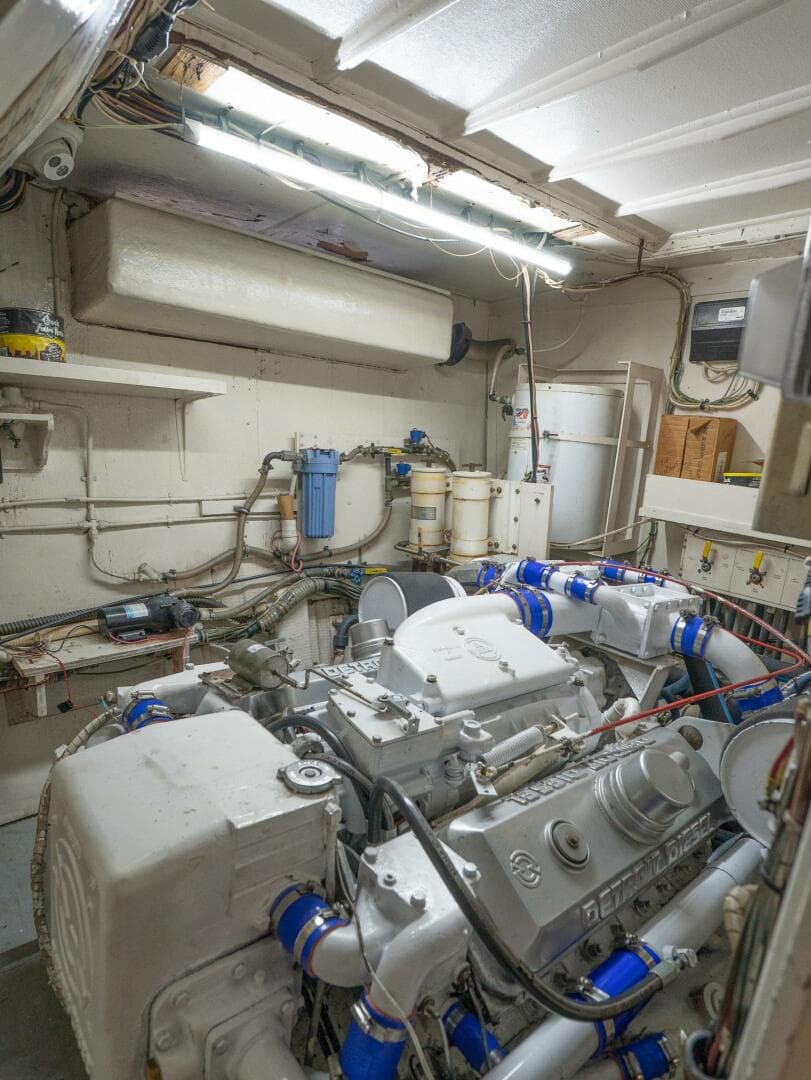 1975 Hatteras 58 Yacht Fisherman — photo 28