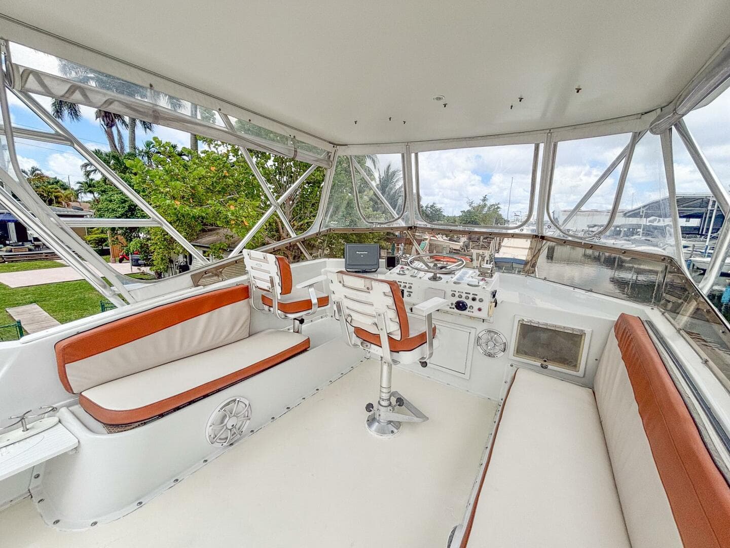 1975 Hatteras 58 Yacht Fisherman — photo 29