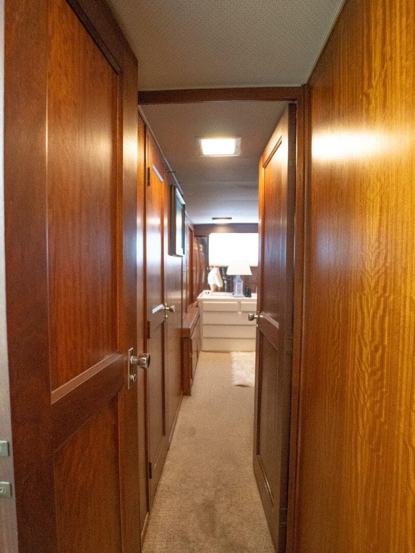 1975 Hatteras 58 Yacht Fisherman — photo 20