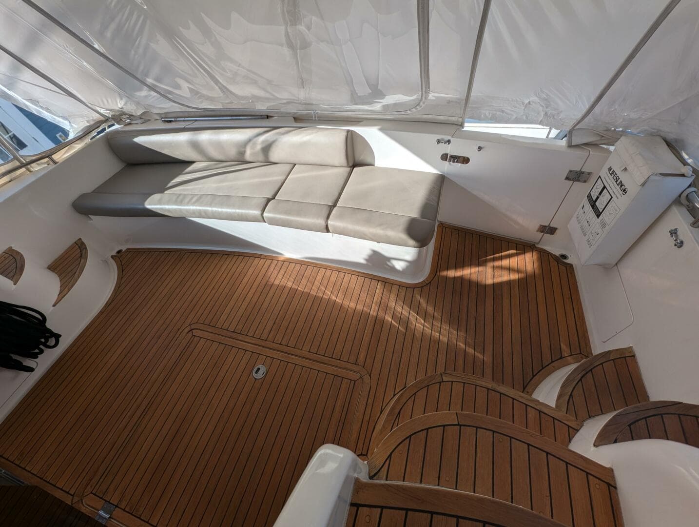 1998 Viking Princess Sport Cruiser — photo 5