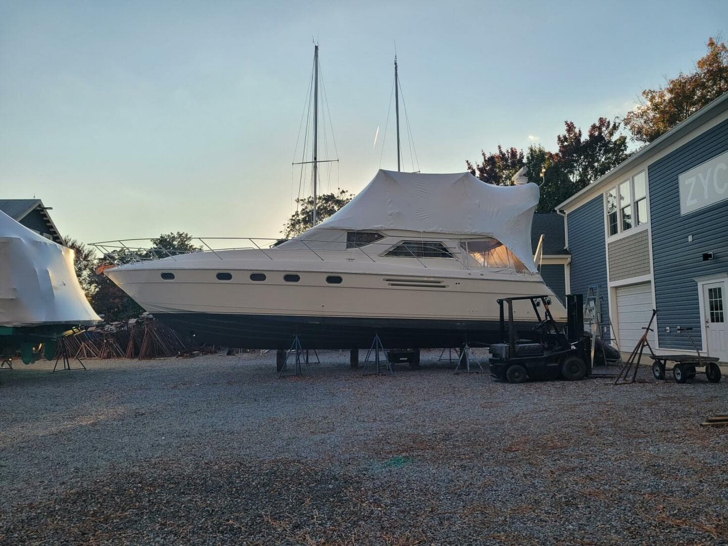 1998 Viking Princess Sport Cruiser — photo 79