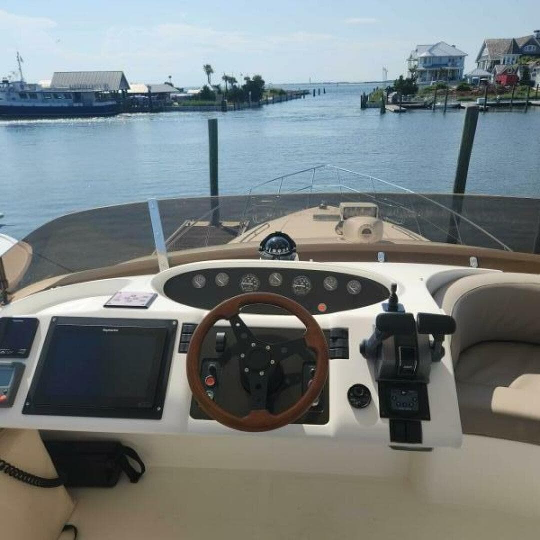 1998 Viking Princess Sport Cruiser — photo 14