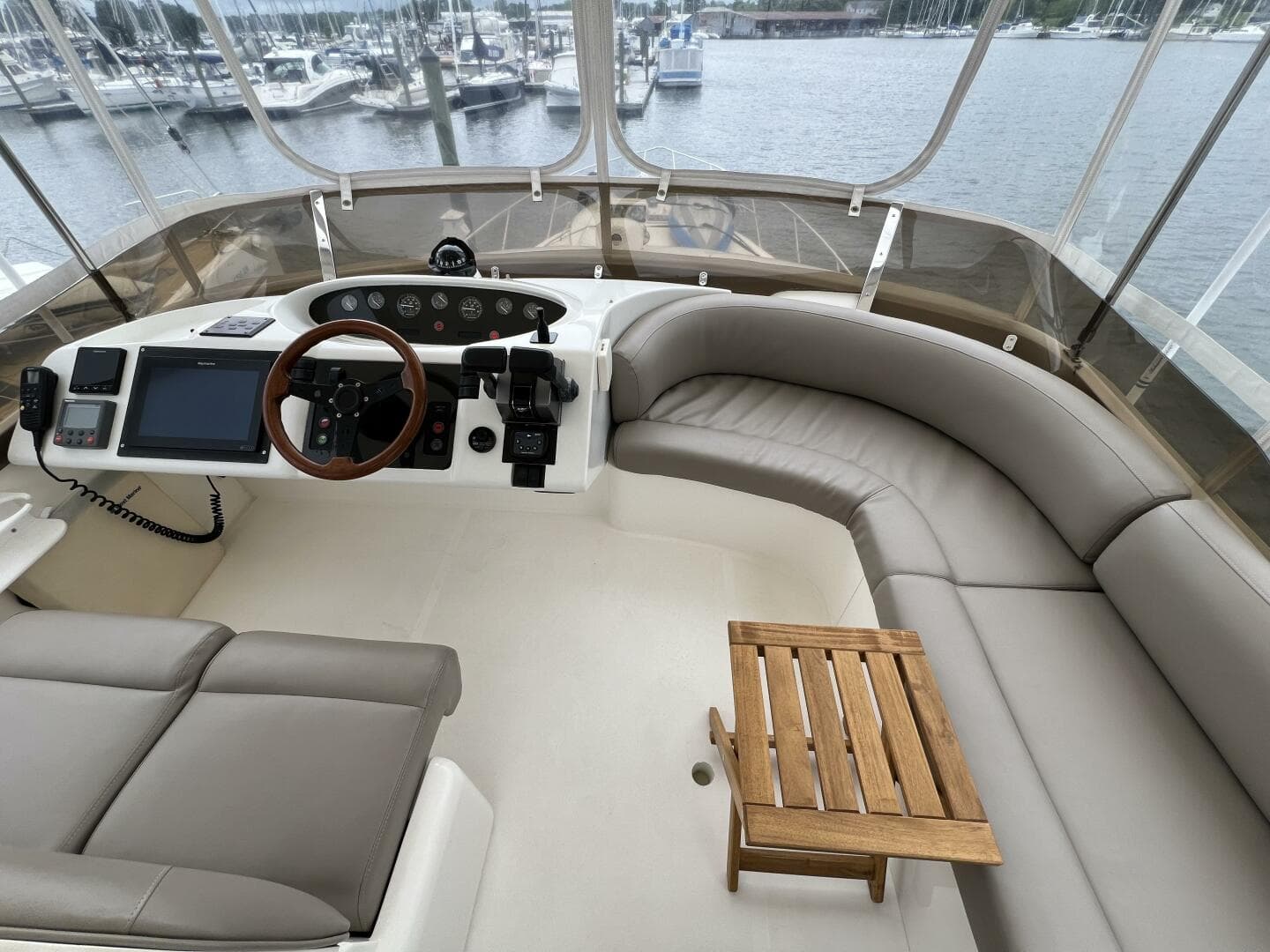 1998 Viking Princess Sport Cruiser — photo 15