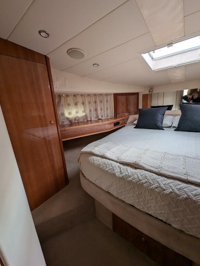 1998 Viking Princess Sport Cruiser — photo 50