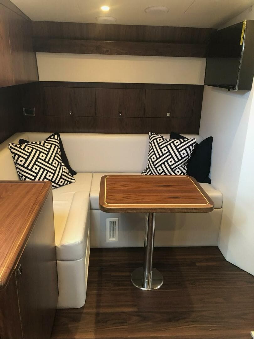 2020 Hatteras GT 45 Express — photo 24