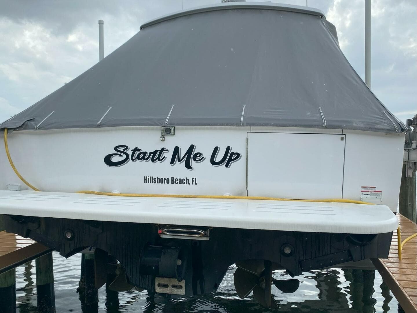 2020 Hatteras GT 45 Express — photo 7