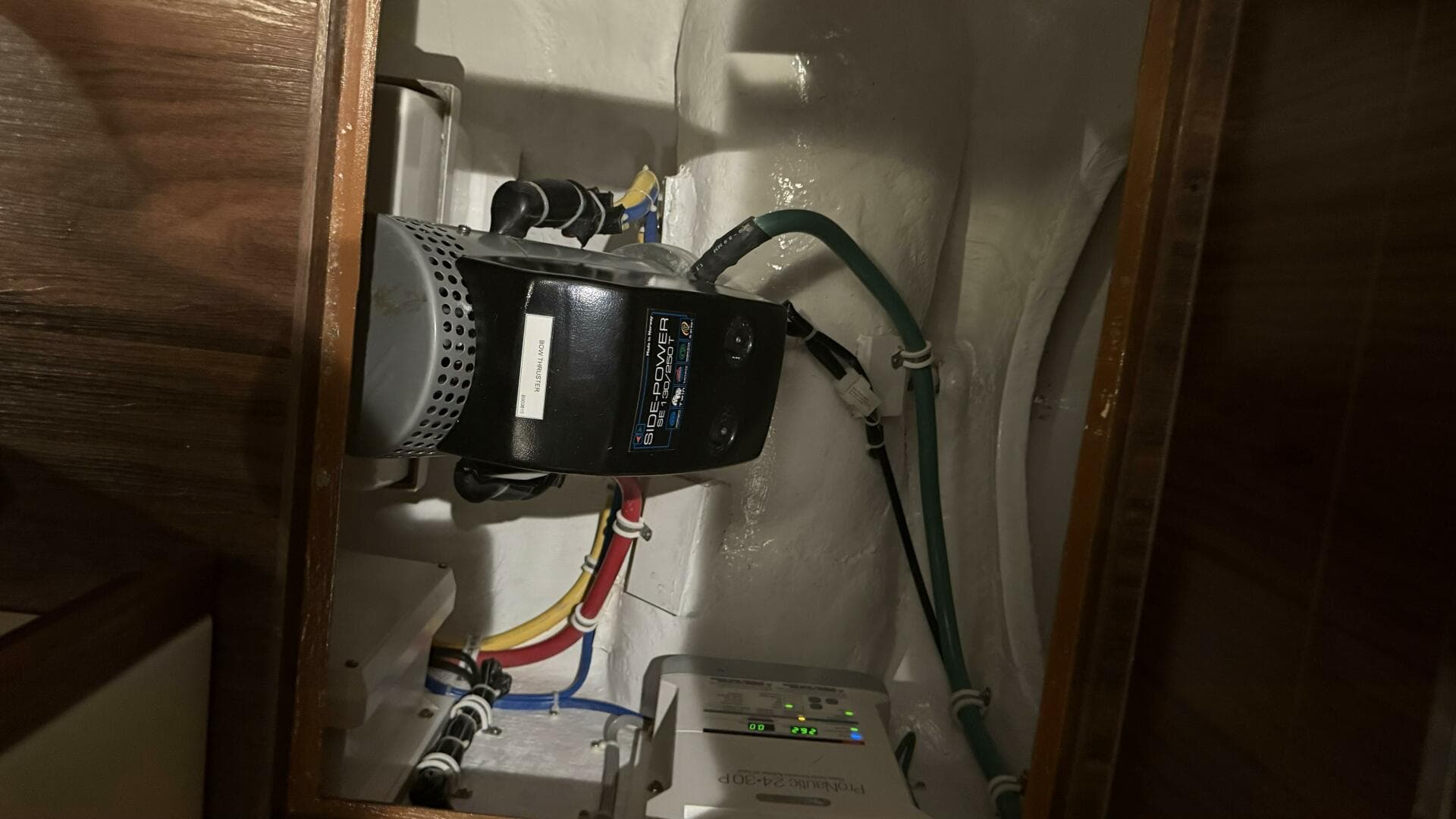 2020 Hatteras GT 45 Express — photo 39