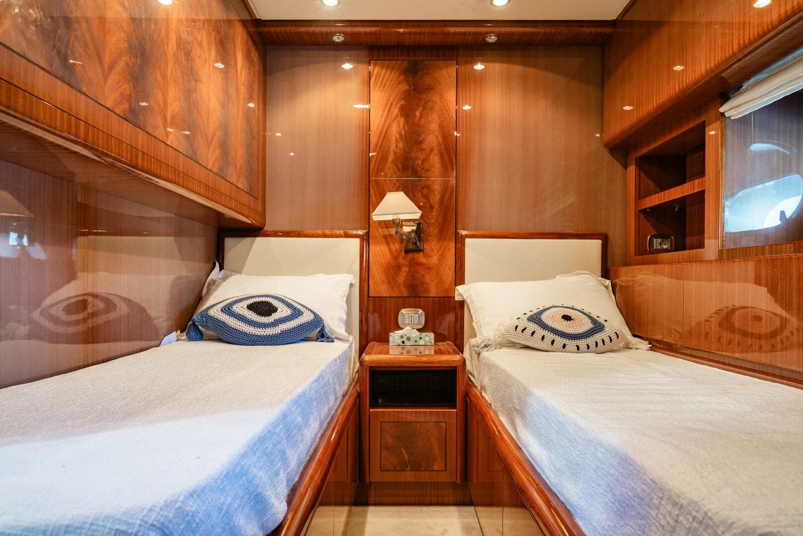 2010 Leopard 27 Sport — photo 37