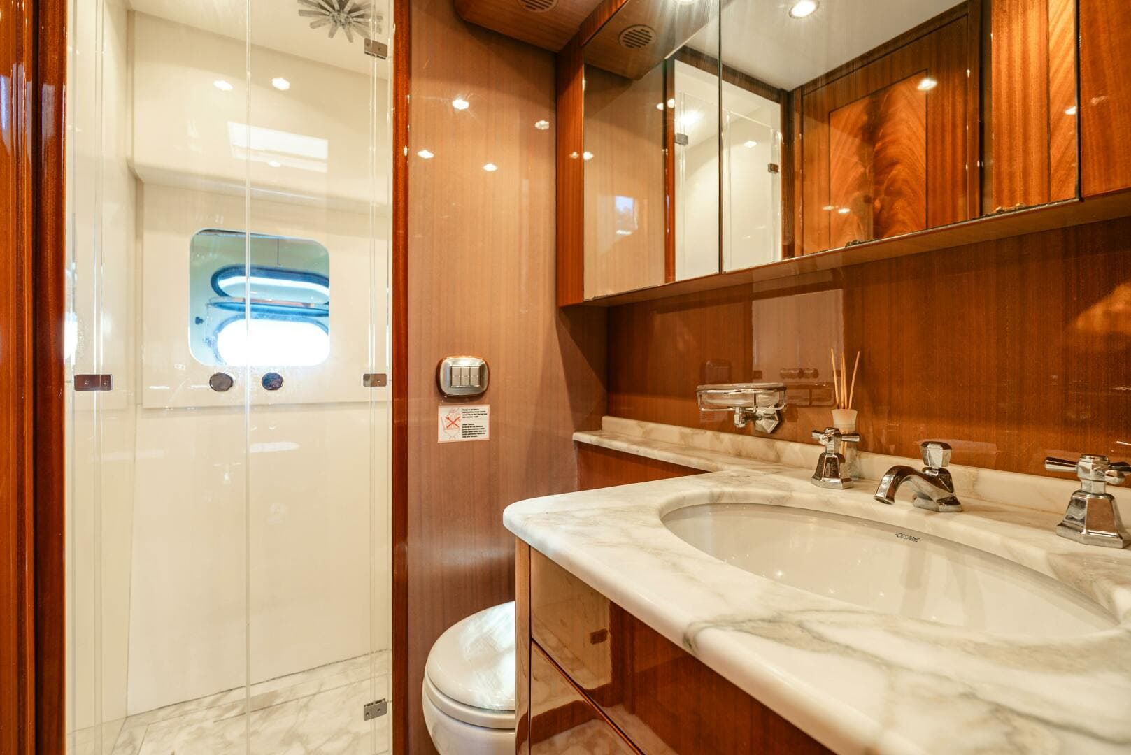 2010 Leopard 27 Sport — photo 39