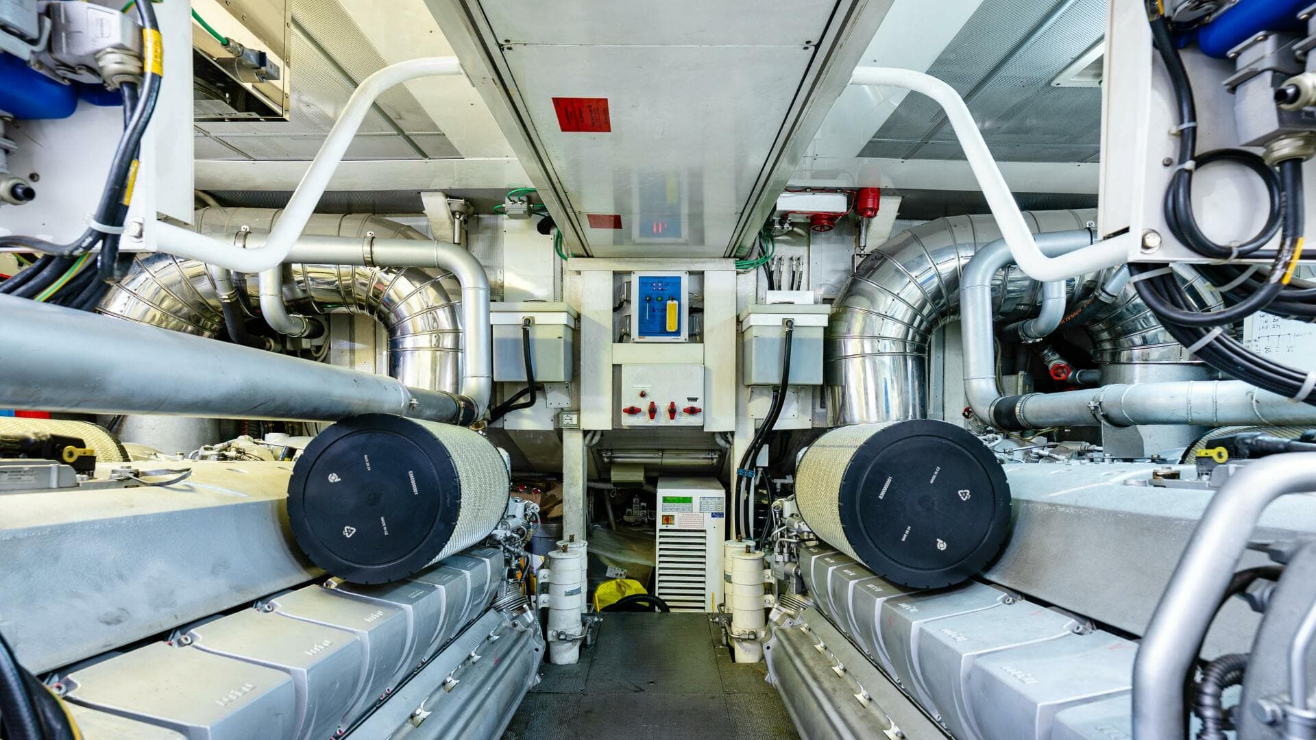 2010 Leopard 27 Sport — photo 50