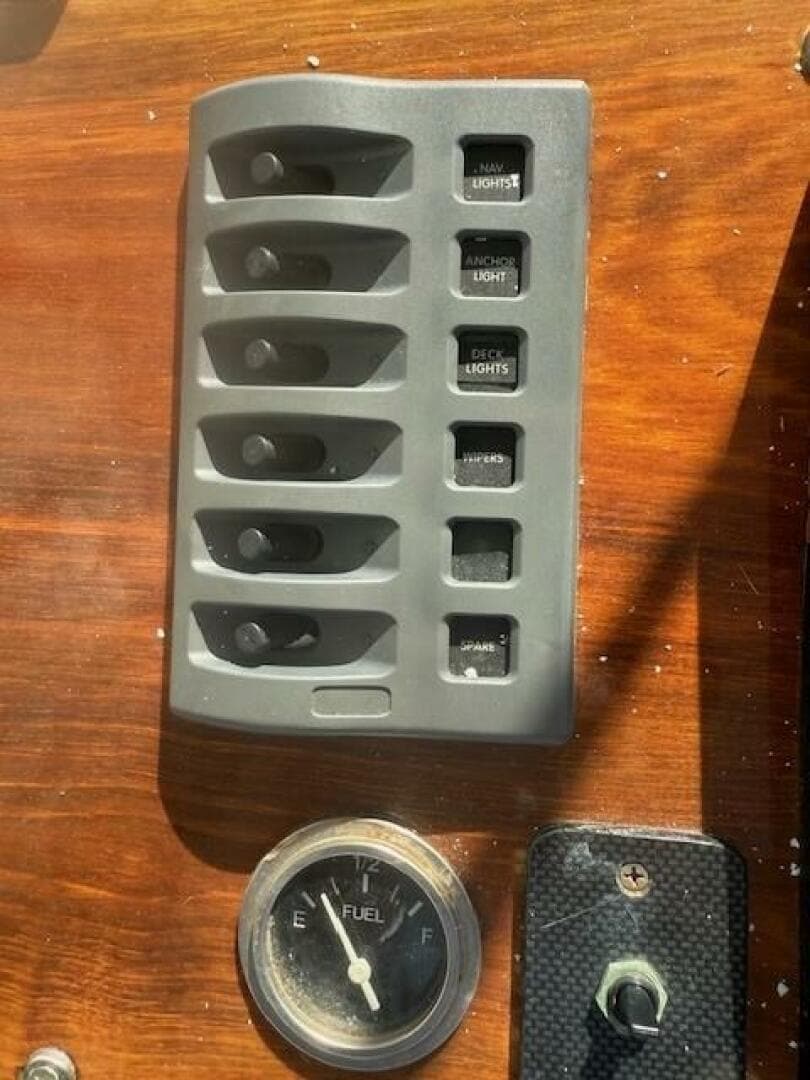 1975 Jarvis Newman — photo 17