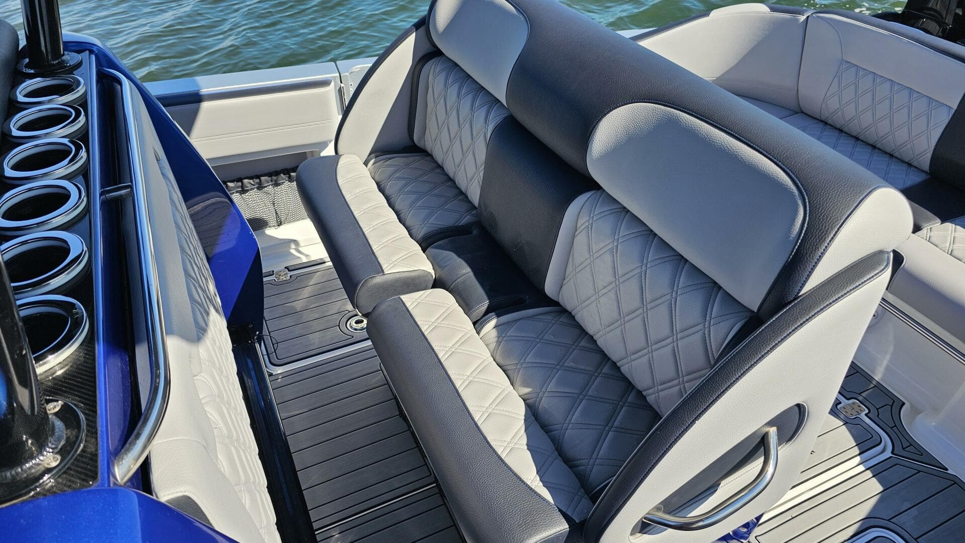 2024 Nor-Tech 390 Sport Center Console — photo 22