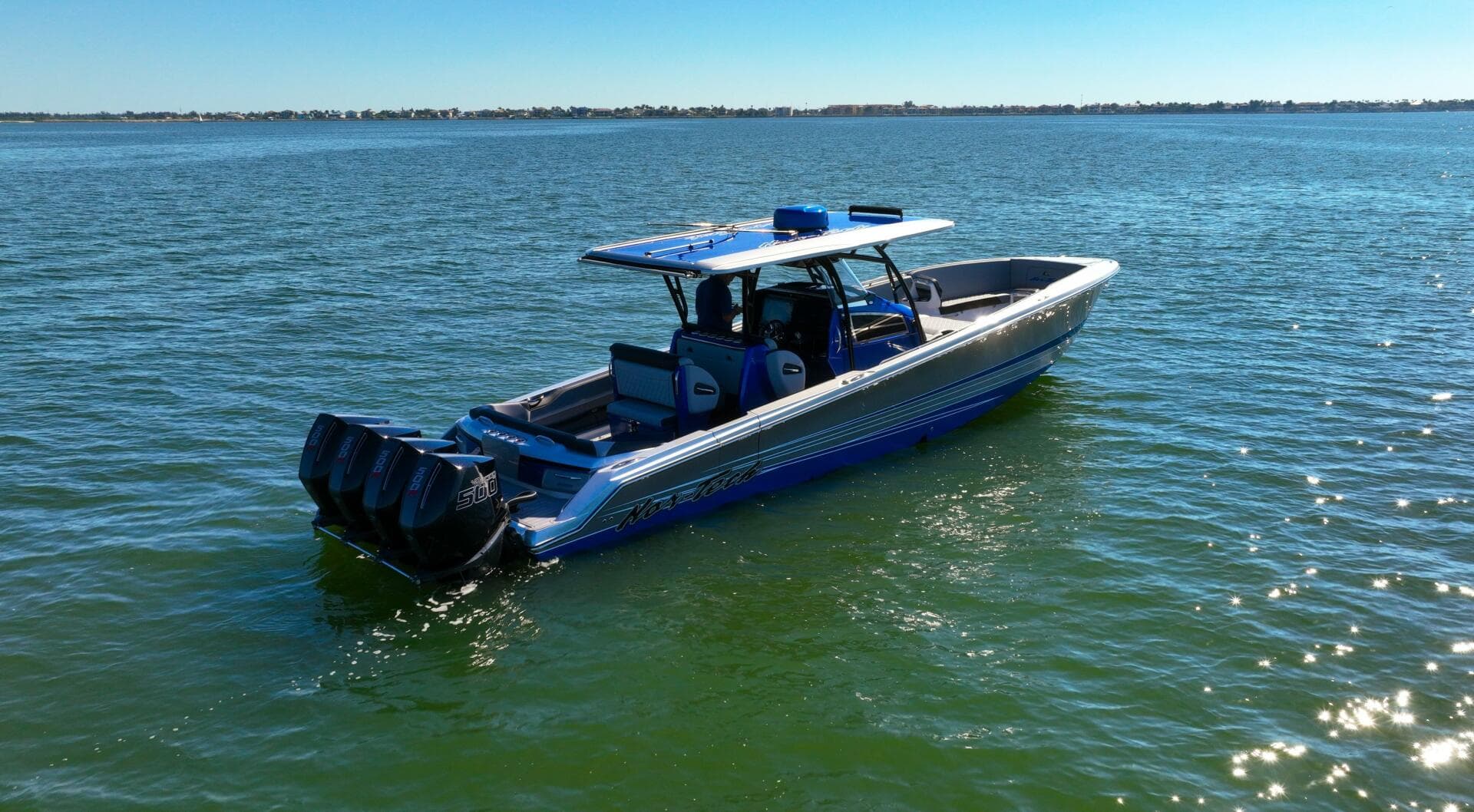 2024 Nor-Tech 390 Sport Center Console — photo 3