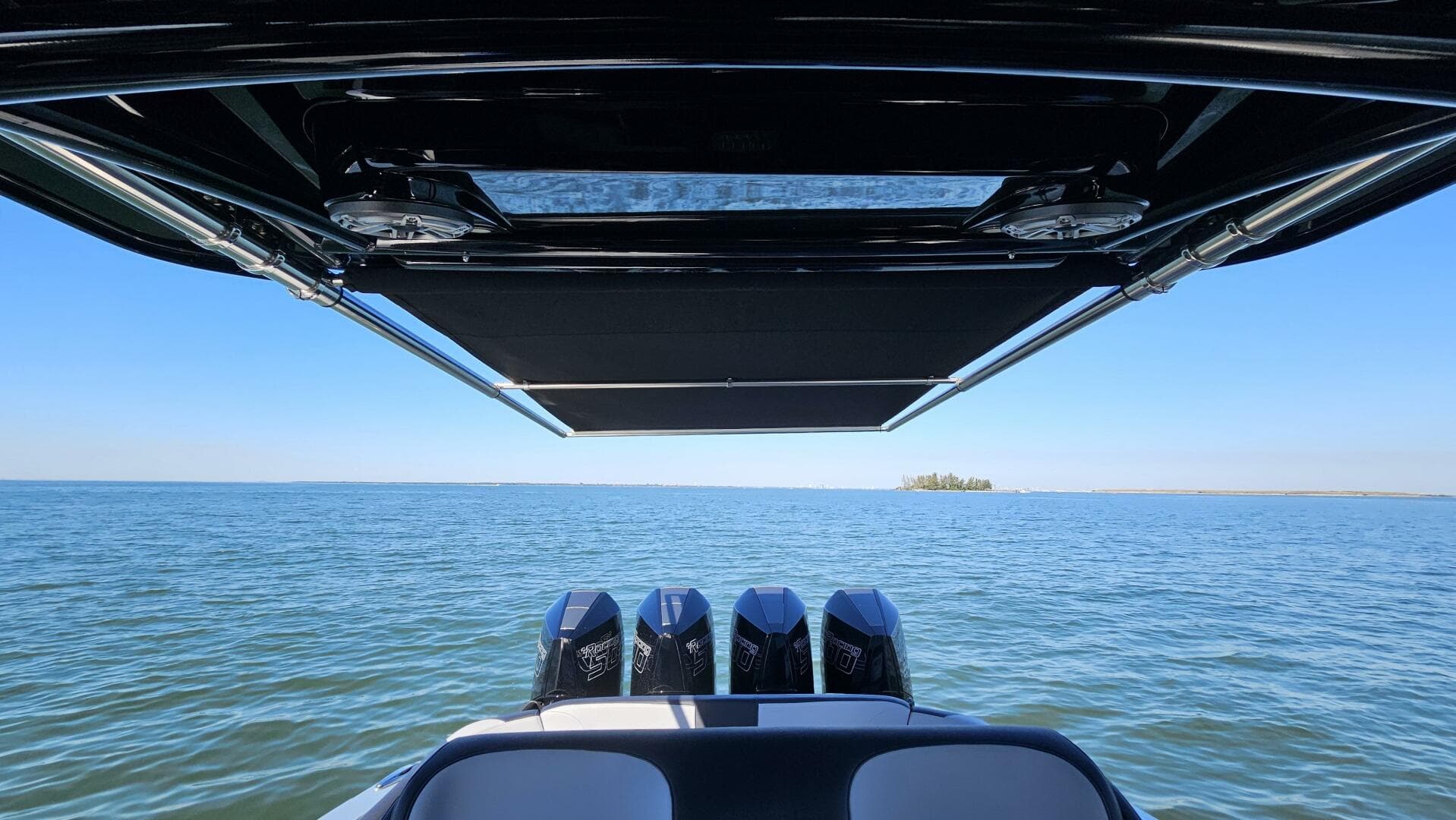 2024 Nor-Tech 390 Sport Center Console — photo 19