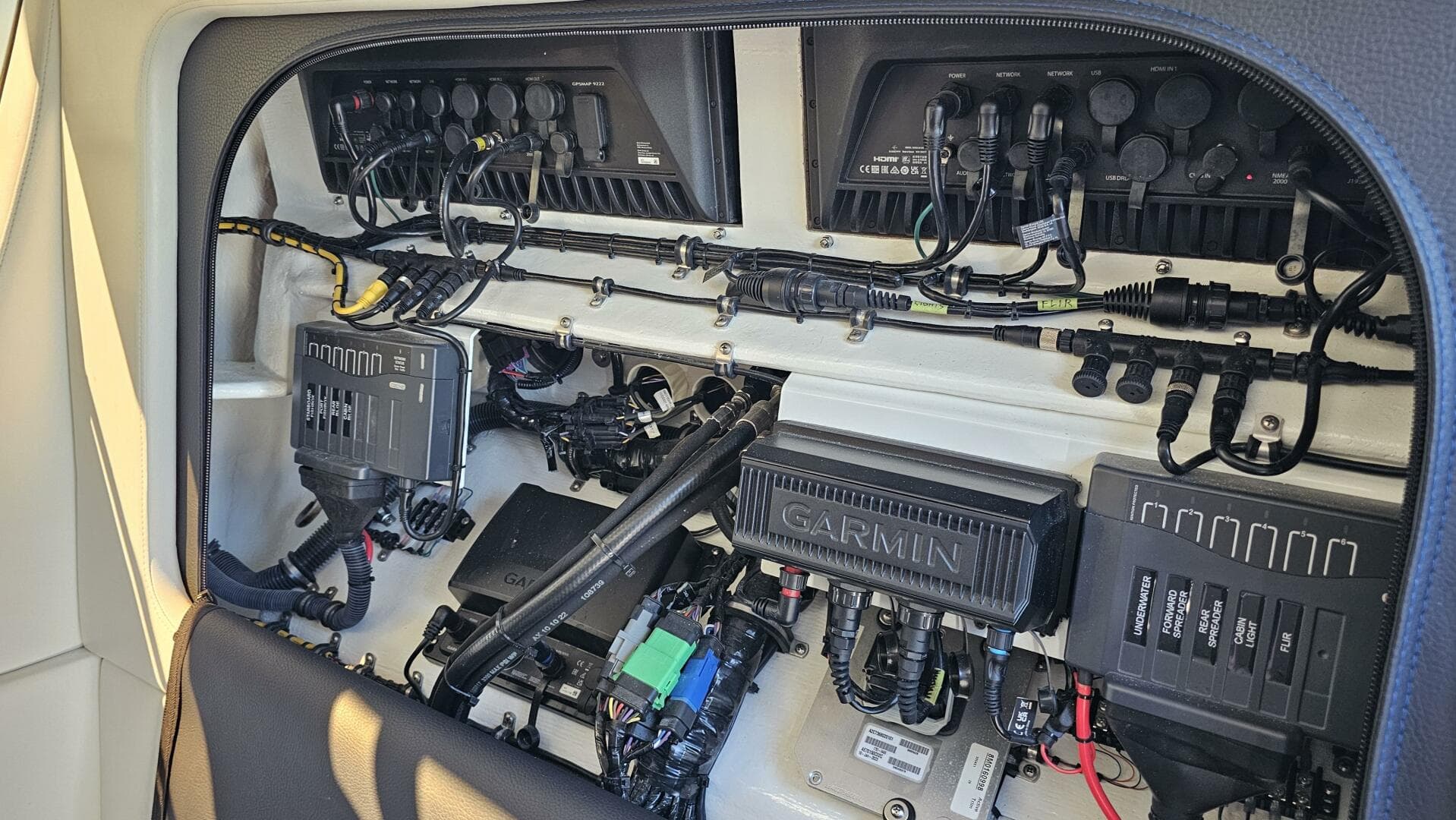 2024 Nor-Tech 390 Sport Center Console — photo 46