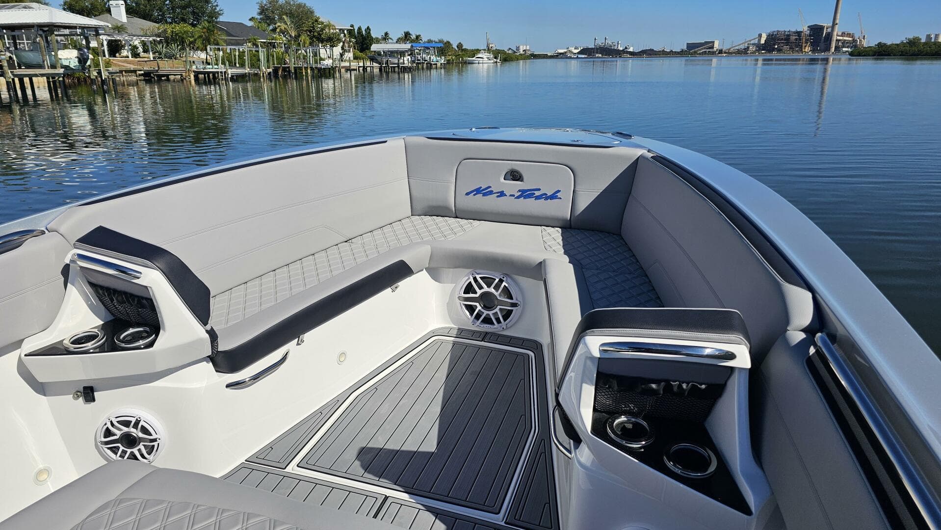 2024 Nor-Tech 390 Sport Center Console — photo 39