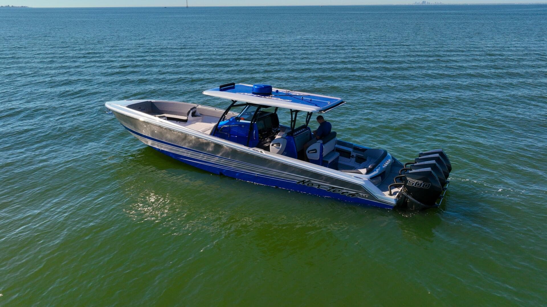 2024 Nor-Tech 390 Sport Center Console — photo 5