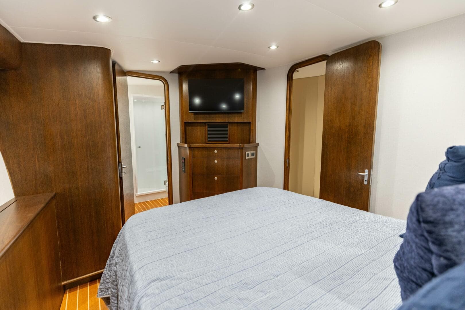 2000 Sunny Briggs 64 Convertible — photo 15