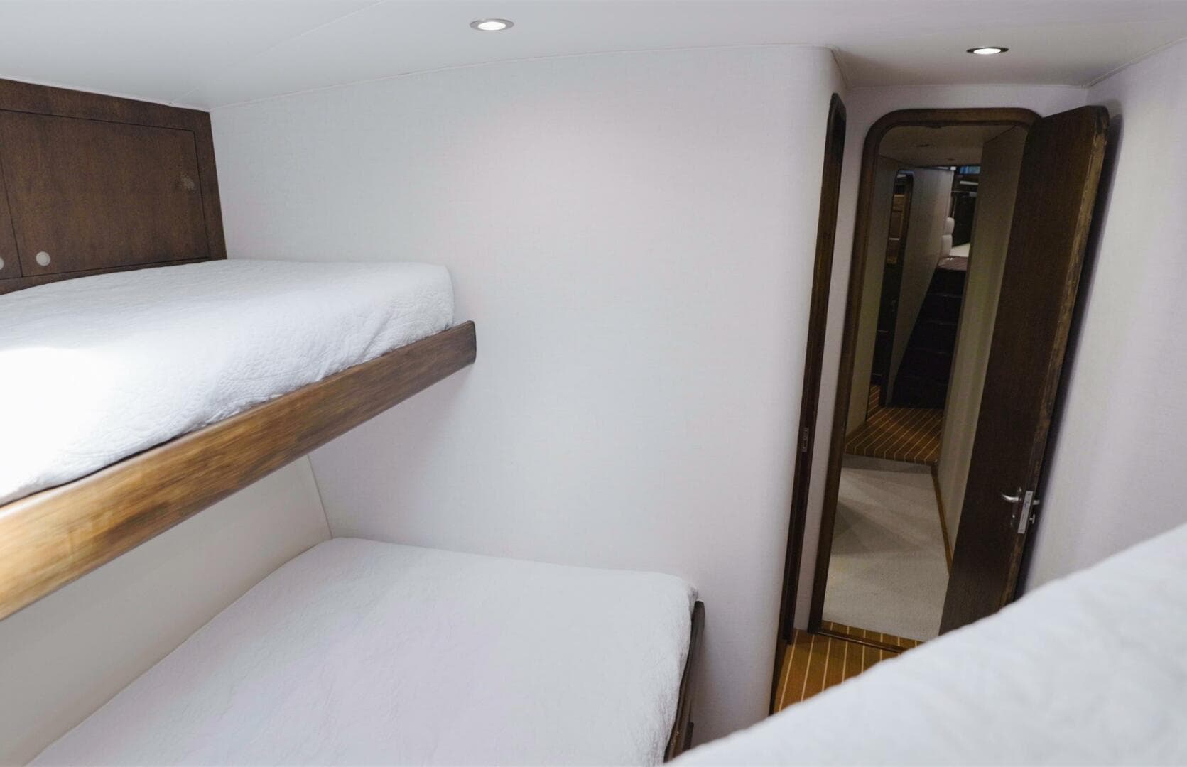 2000 Sunny Briggs 64 Convertible — photo 23