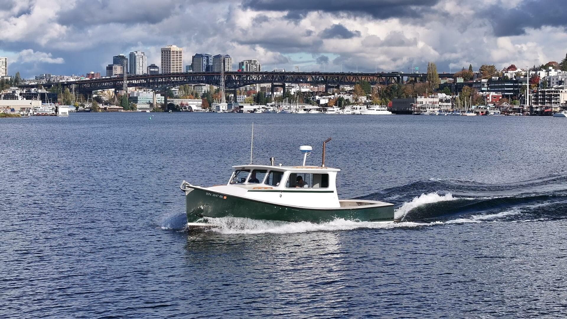 1984 Custom Martin Yachts 32 Lobster — photo 4