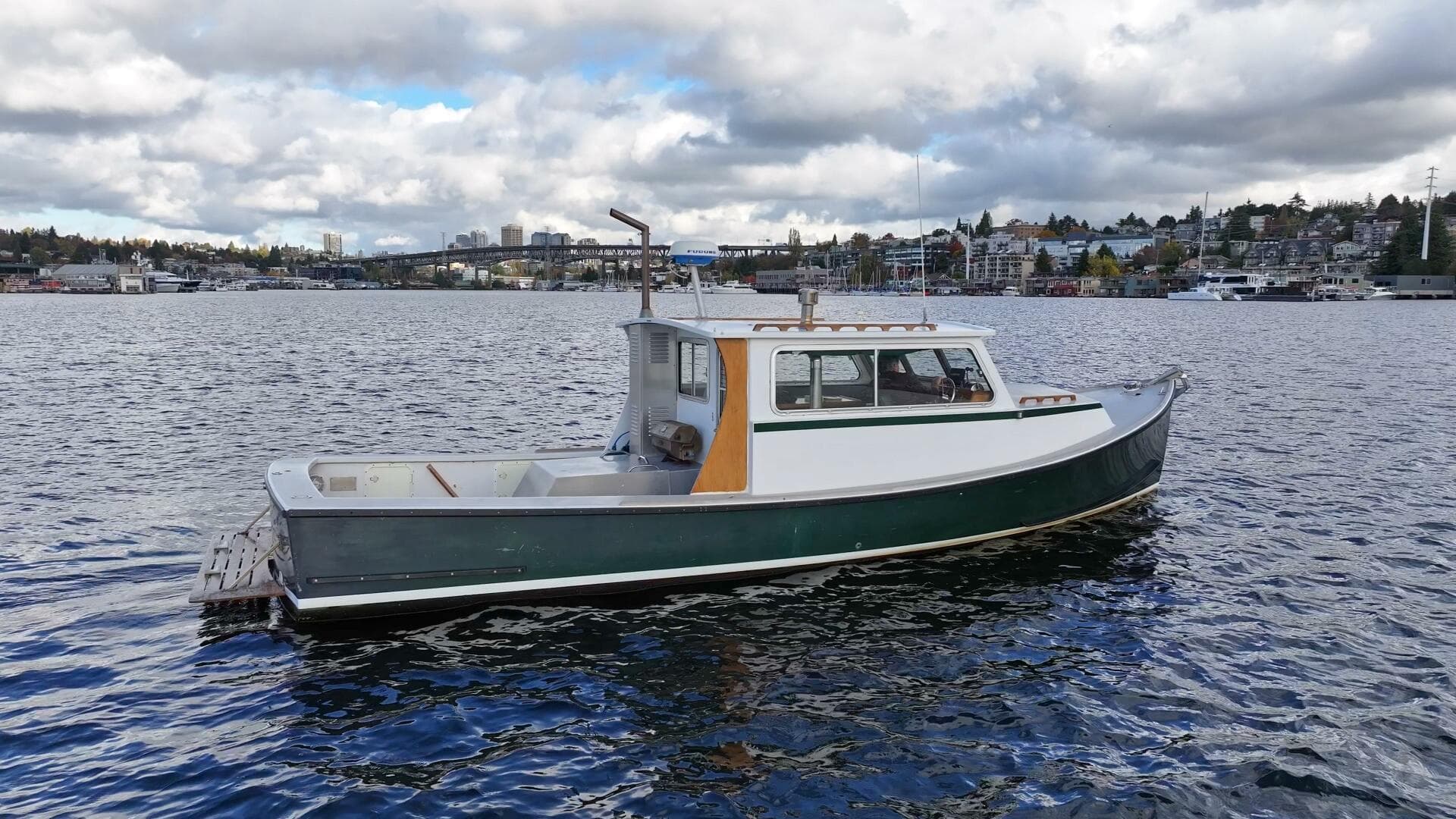 1984 Custom Martin Yachts 32 Lobster — photo 15