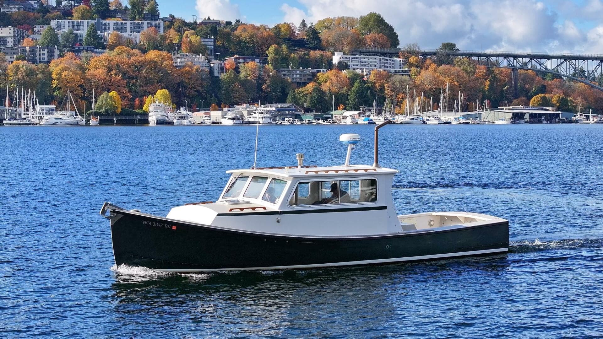 1984 Custom Martin Yachts 32 Lobster — photo 1