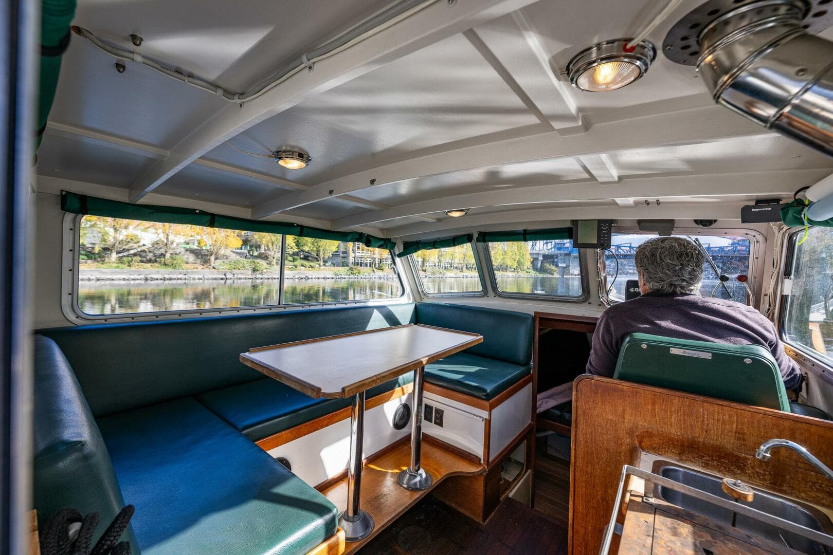 1984 Custom Martin Yachts 32 Lobster — photo 21