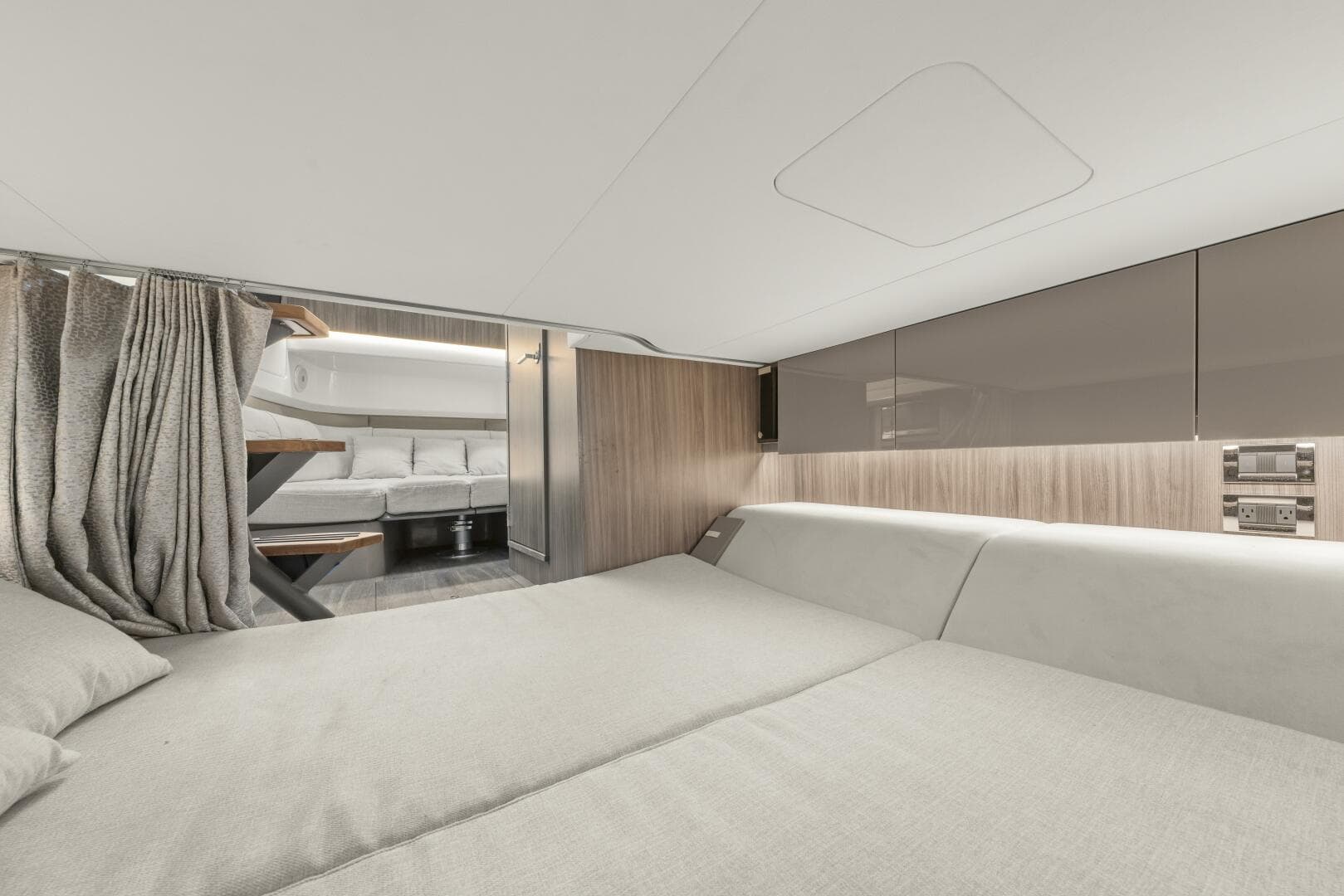 2022 Sea Ray Slx 400 Outboard — photo 50