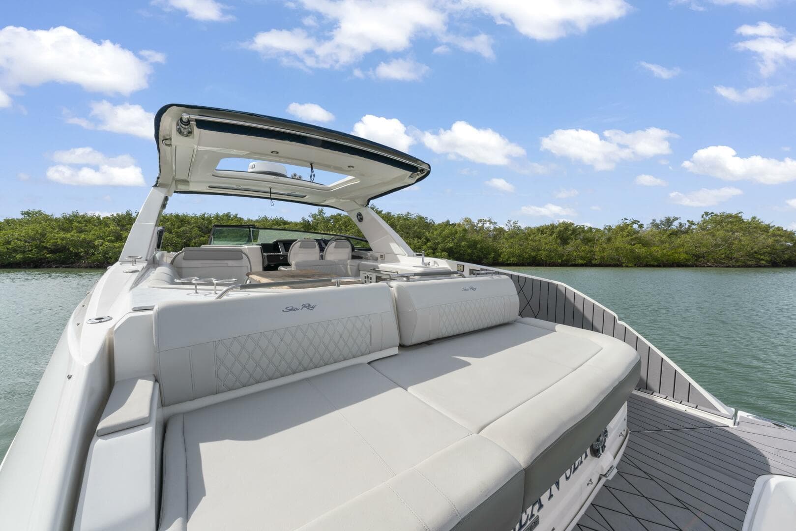 2022 Sea Ray Slx 400 Outboard — photo 56