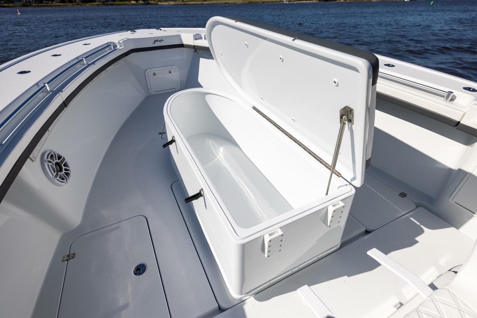 2024 Yellowfin 39 Offshore — photo 41