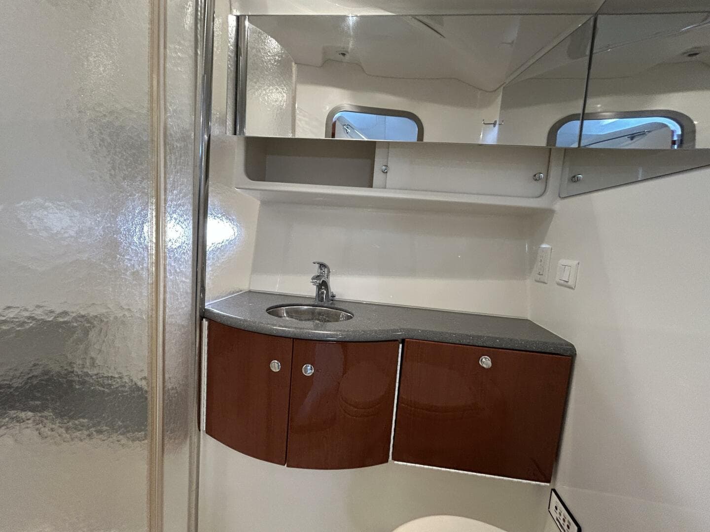 2005 Formula 40 Performance Cruiser — photo 15