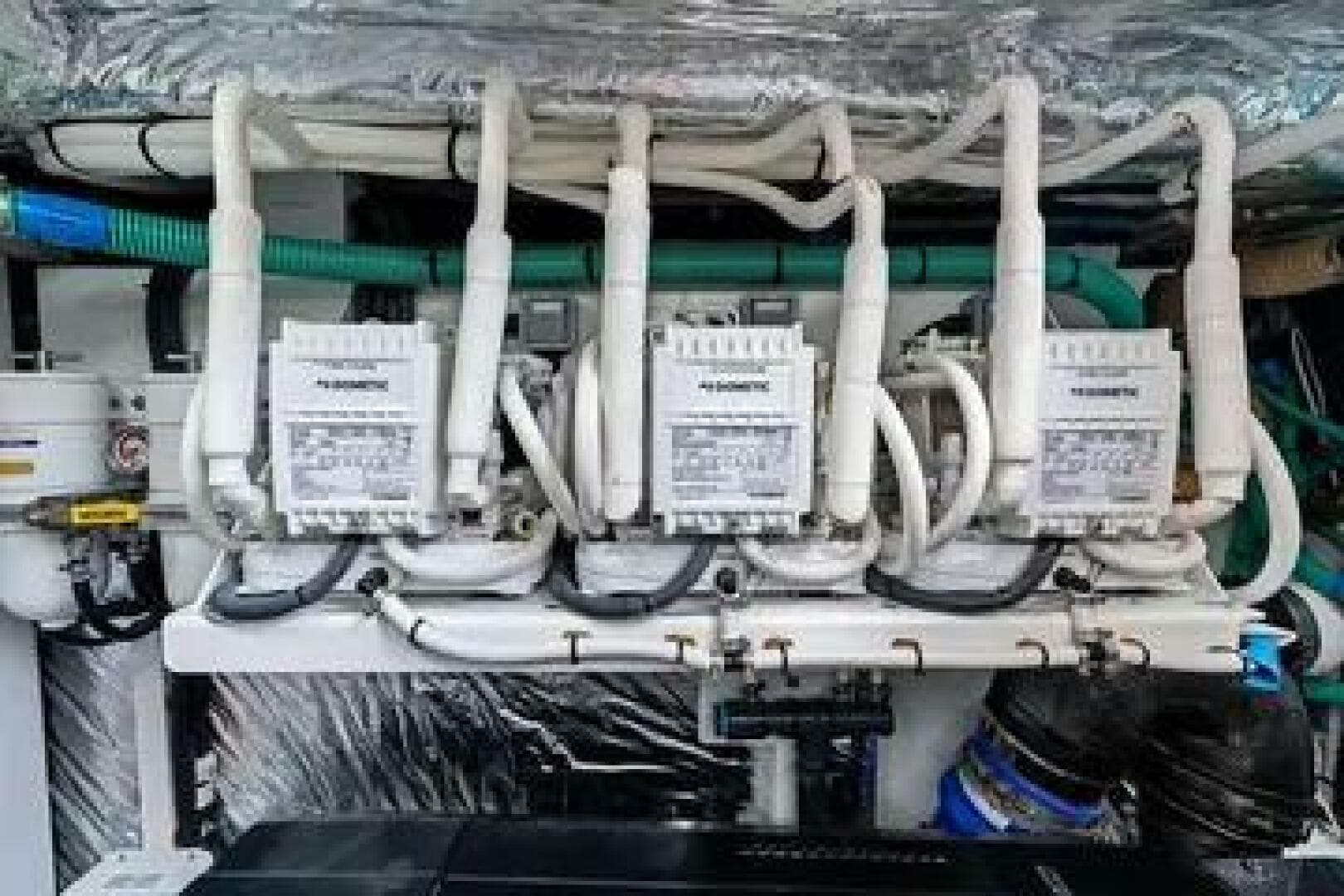 2021 Princess V55 — photo 60