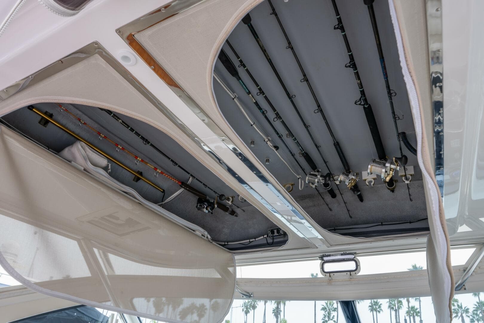 2015 Tiara Yachts 4300 Open — photo 22