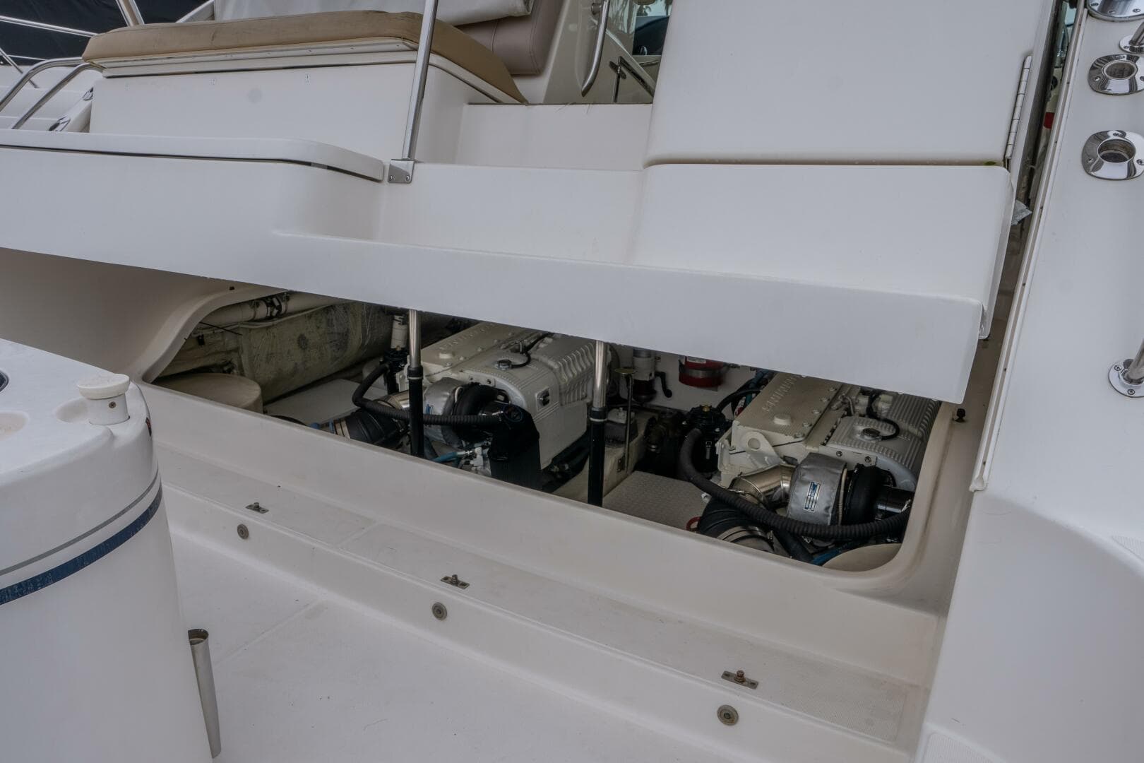 2015 Tiara Yachts 4300 Open — photo 23