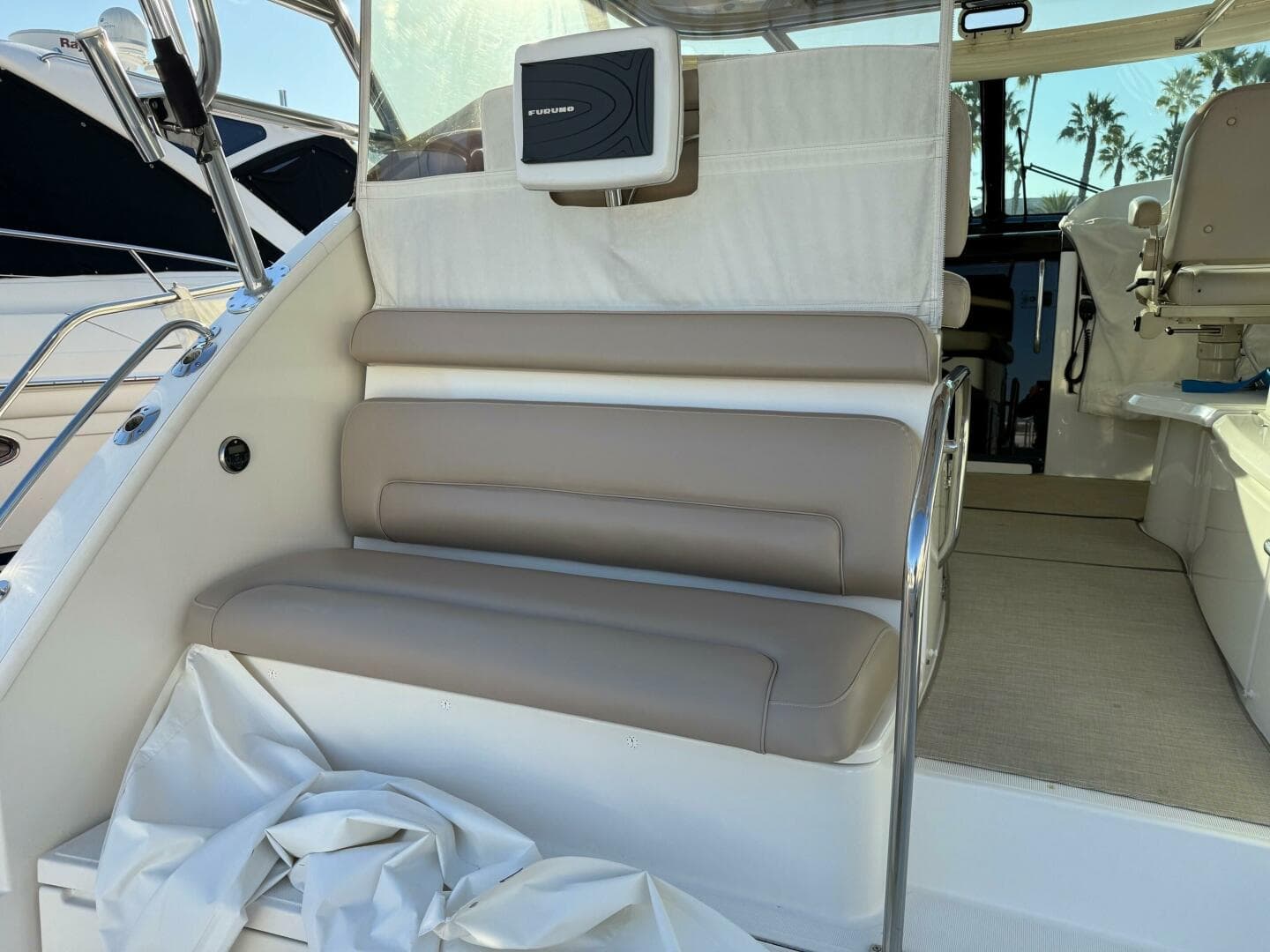 2015 Tiara Yachts 4300 Open — photo 34