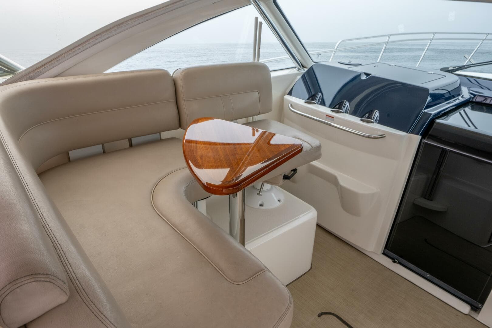 2015 Tiara Yachts 4300 Open — photo 21