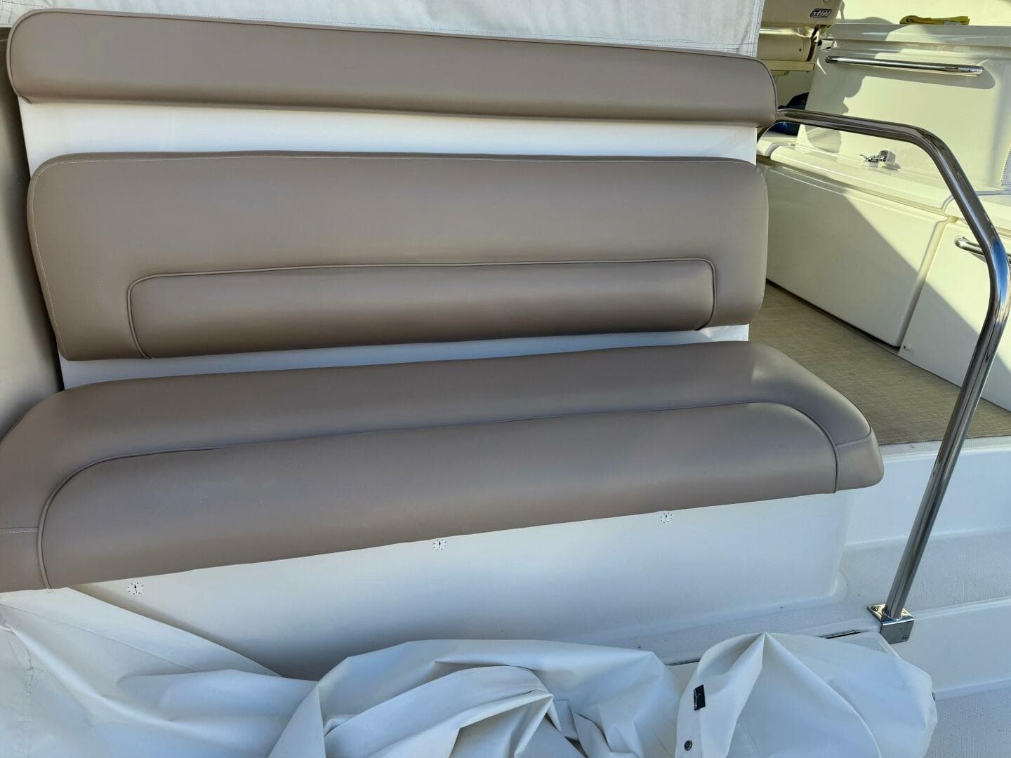 2015 Tiara Yachts 4300 Open — photo 36