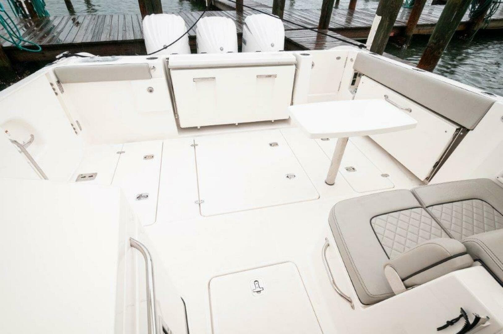 2023 Pursuit DC 365 Dual Console — photo 27