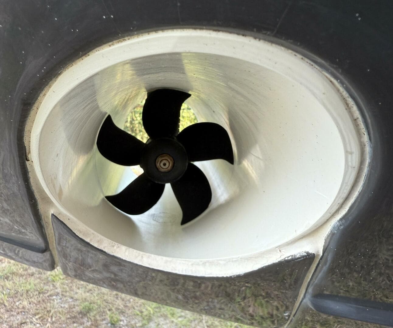 2023 Pursuit DC 365 Dual Console — photo 33