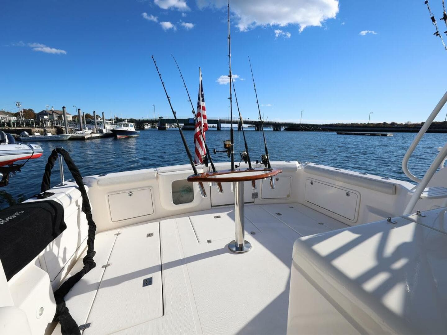 2004 Riviera 40 Sportfish — photo 20