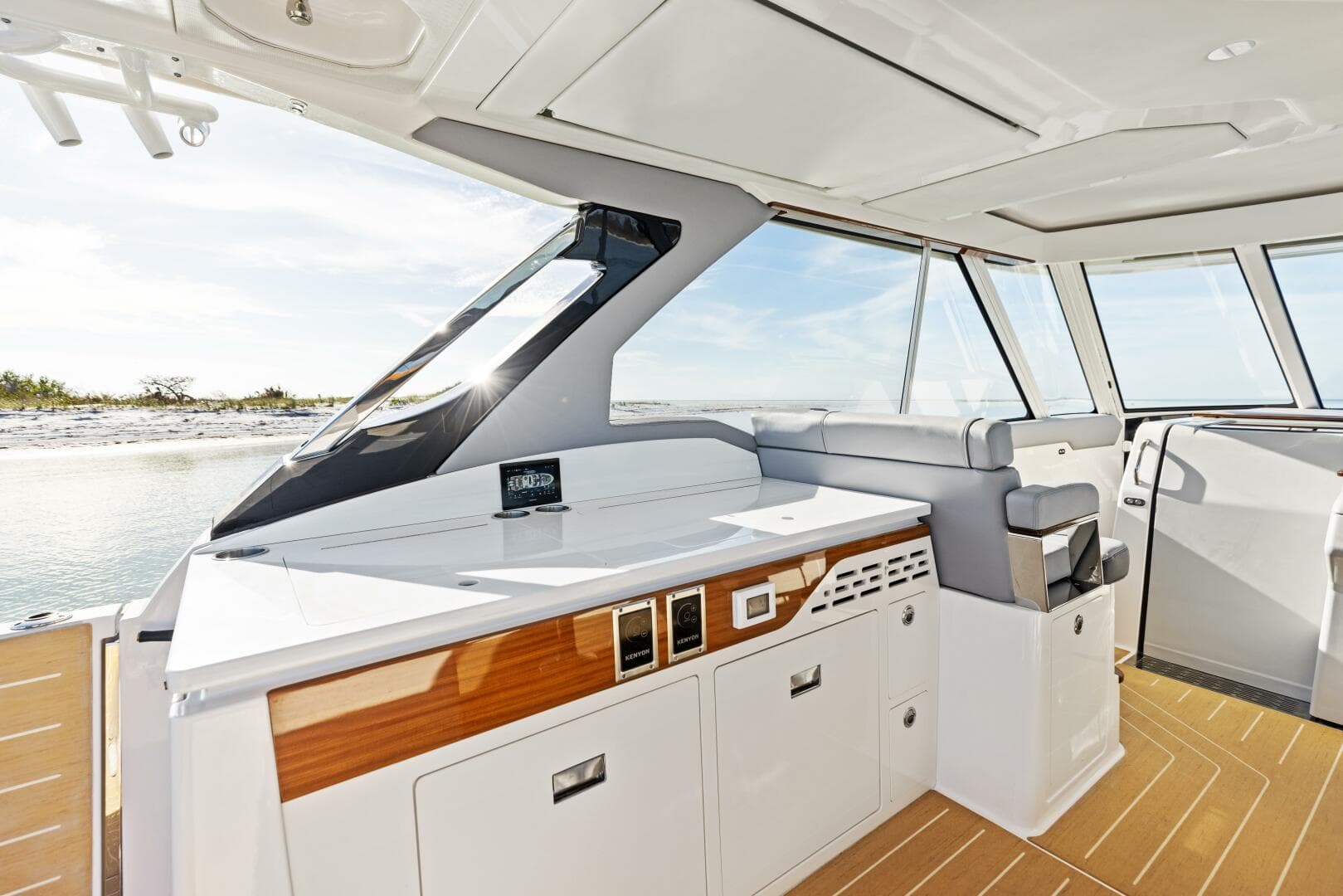 2026 Regal LX 43 — photo 21