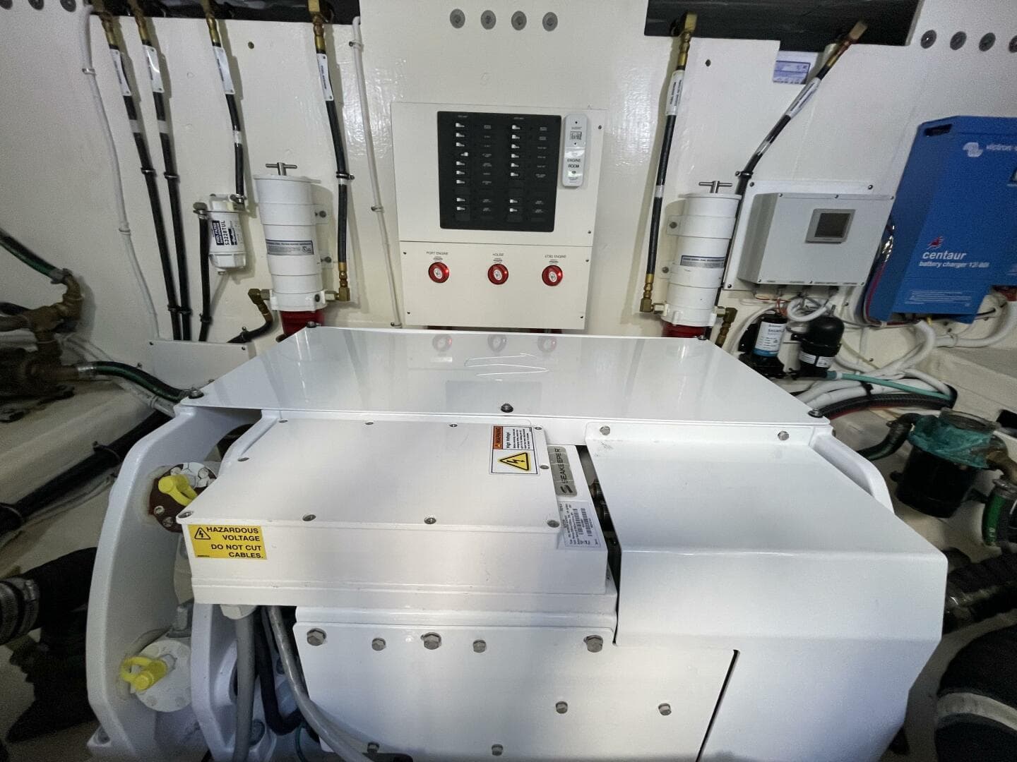 2020 Tiara Yachts C53 Coupe — photo 26