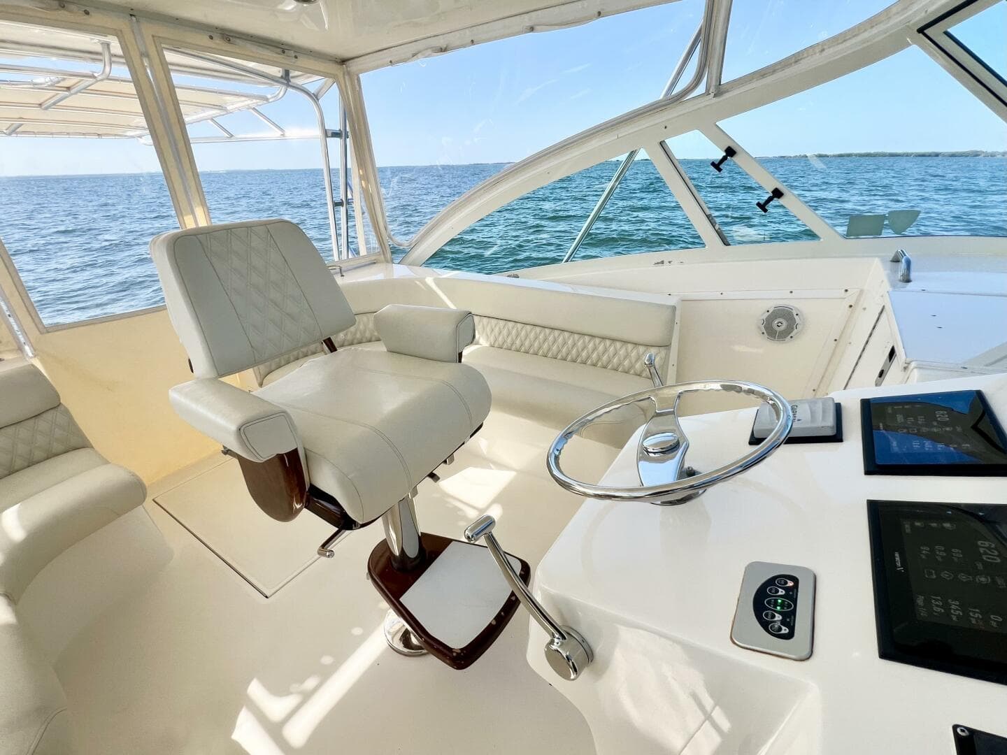 2007 Albemarle 41 Express — photo 21