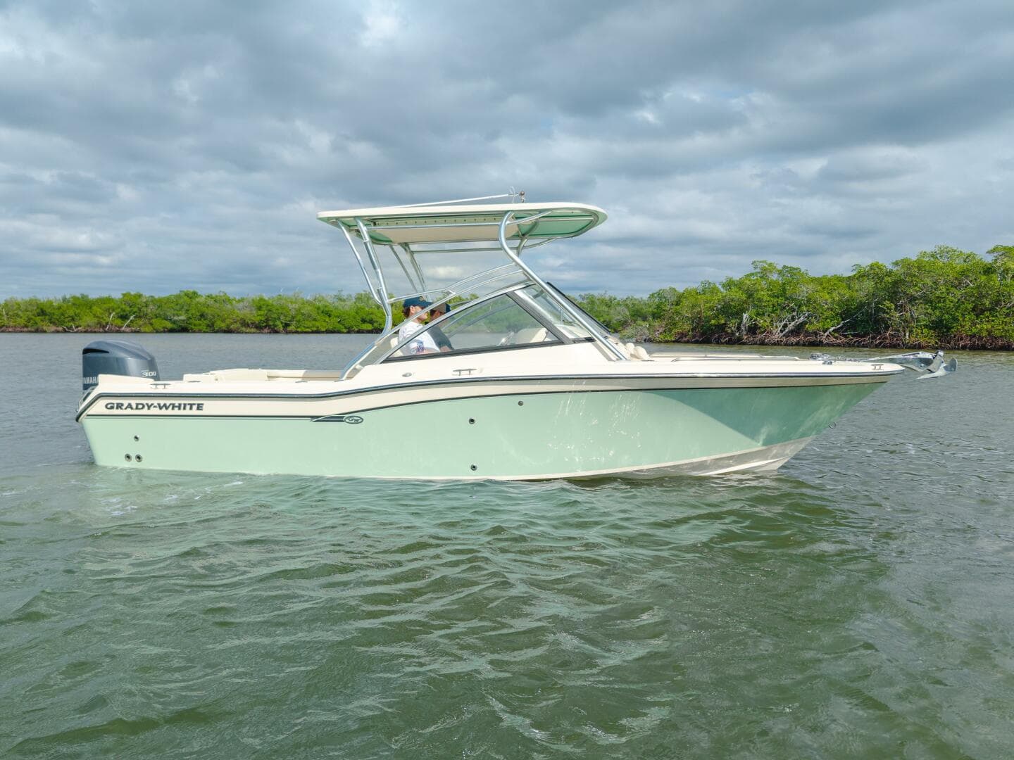 2018 Grady-White — photo 10