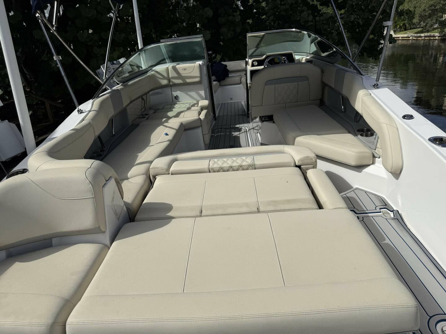 2021 Regal 26 Obx — photo 10