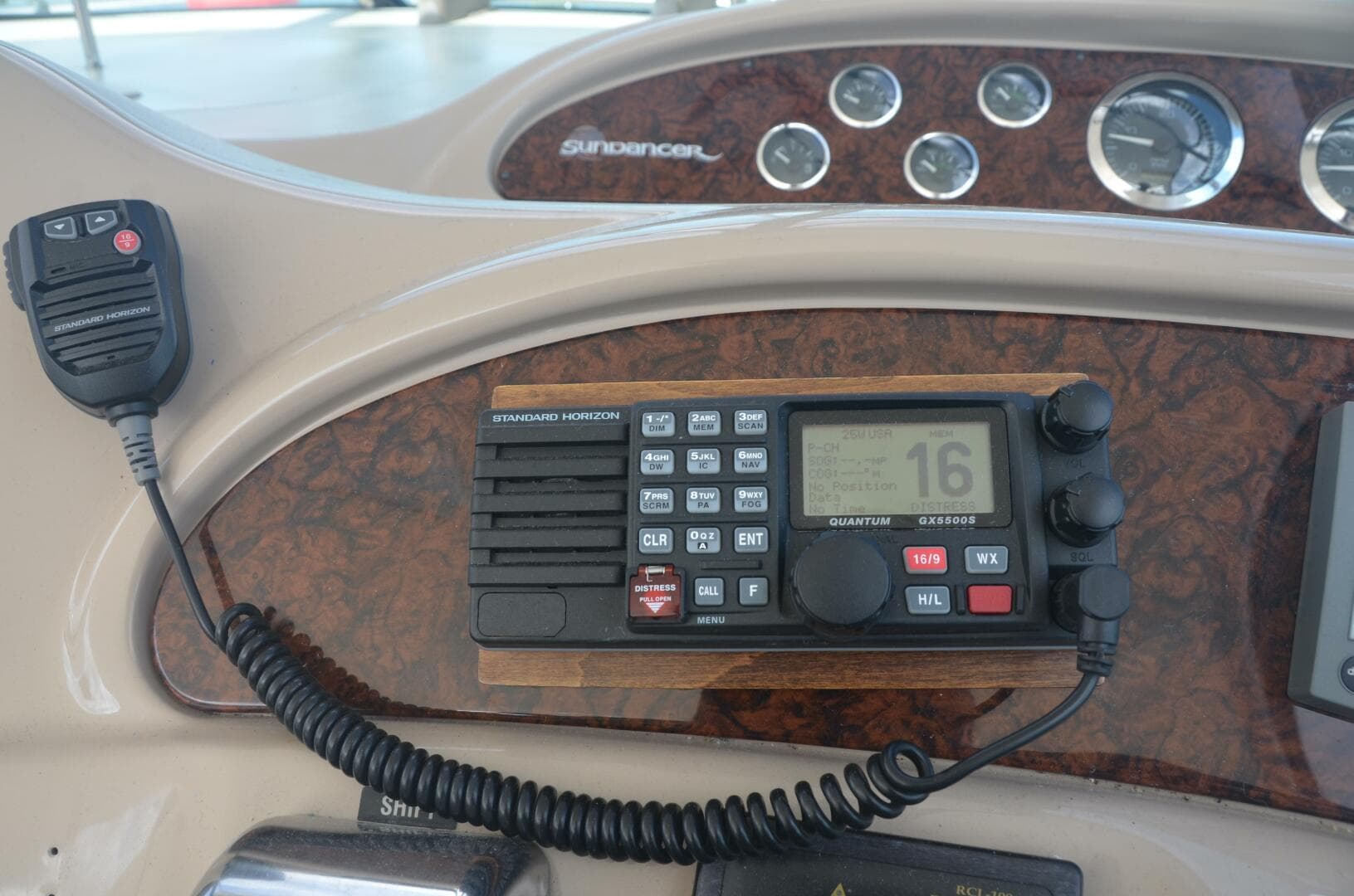 2001 Sea Ray 460 Sundancer — photo 19