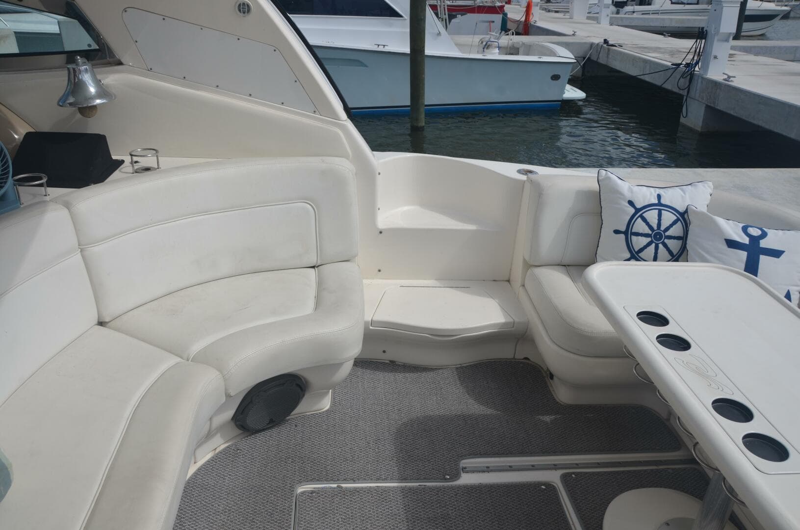 2001 Sea Ray 460 Sundancer — photo 30