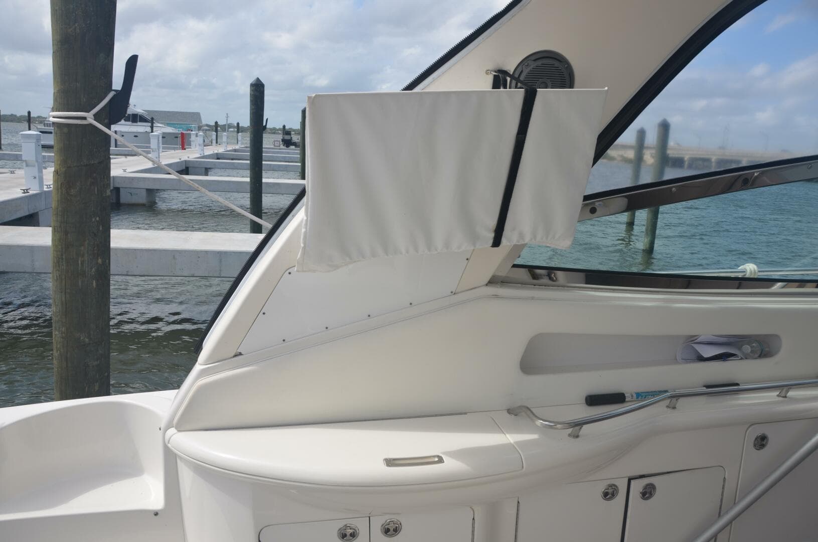 2001 Sea Ray 460 Sundancer — photo 25