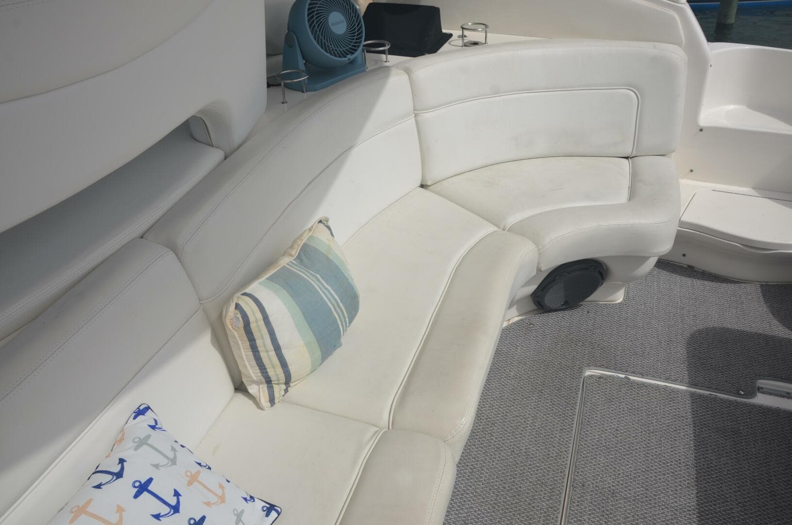 2001 Sea Ray 460 Sundancer — photo 29