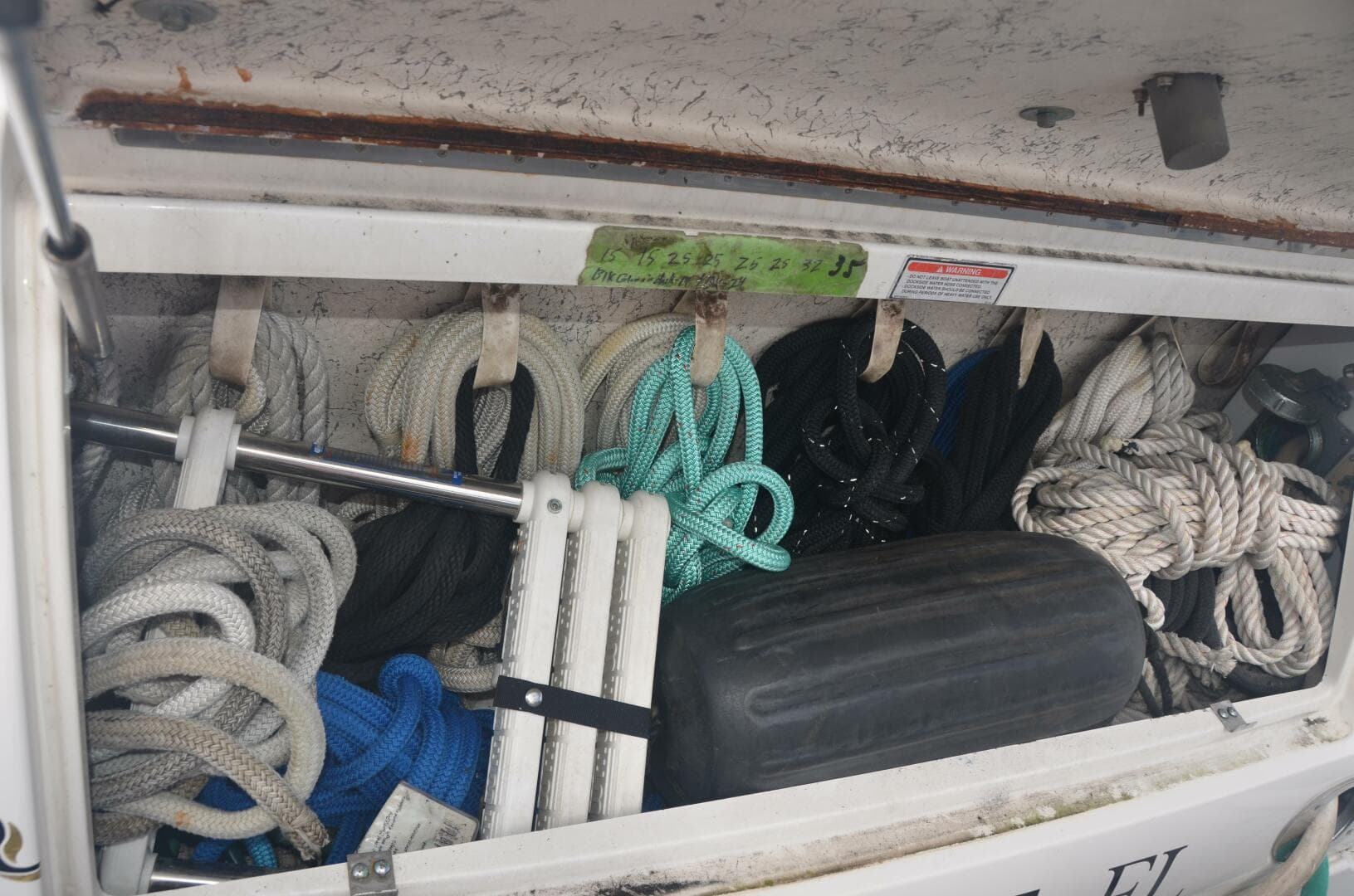 2001 Sea Ray 460 Sundancer — photo 33